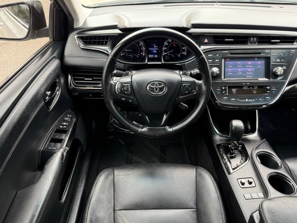 Used 2016 Toyota Avalon XLE Plus w/ Preferred Accessory Package FWD image 23