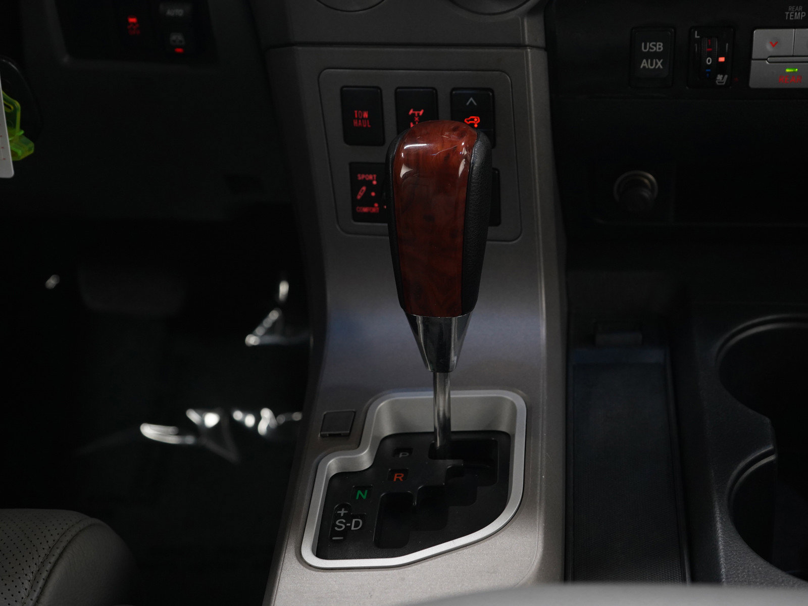 Used 2012 Toyota Sequoia Platinum AWD/4WD image 19