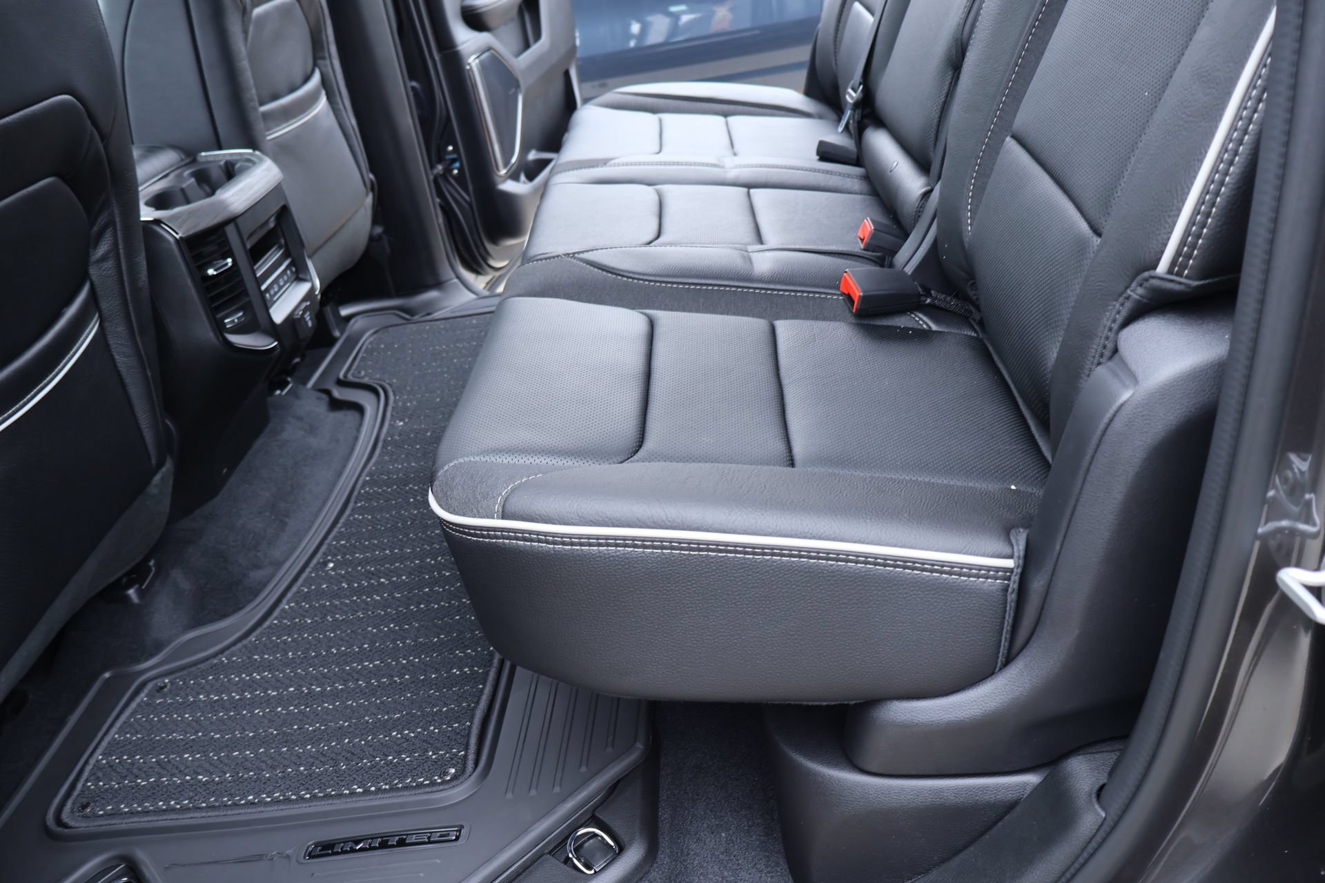 New 2026 RAM 1500 Limited AWD/4WD image 13