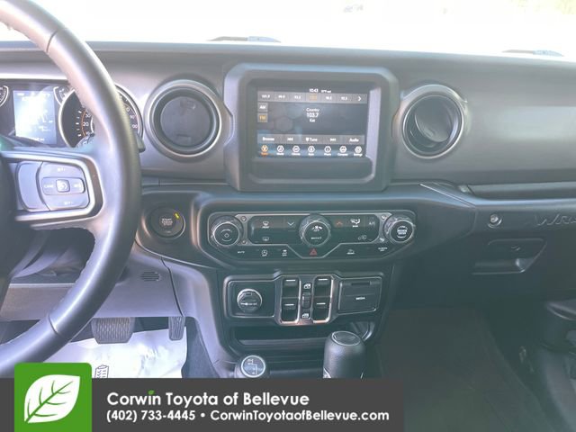 Used 2022 Jeep Wrangler Unlimited Sport AWD/4WD image 17