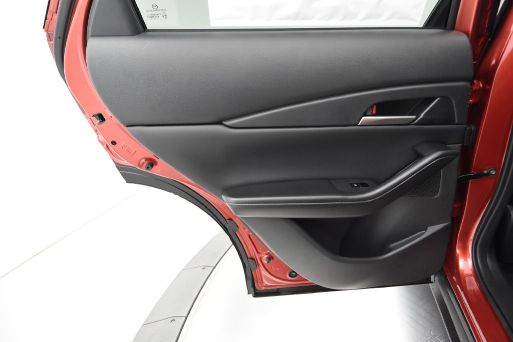 New 2026 MAZDA CX-30 AWD 2.5 S w/ Select Sport Pkg image 32