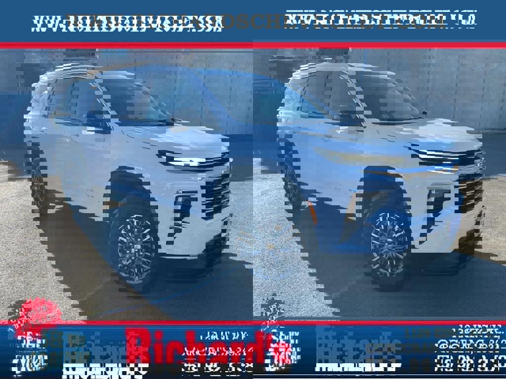 Used 2025 Chevrolet Traverse LT