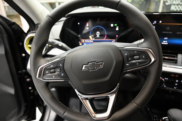 New 2026 Chevrolet Trax LT w/ Driver Confidence Package image 22