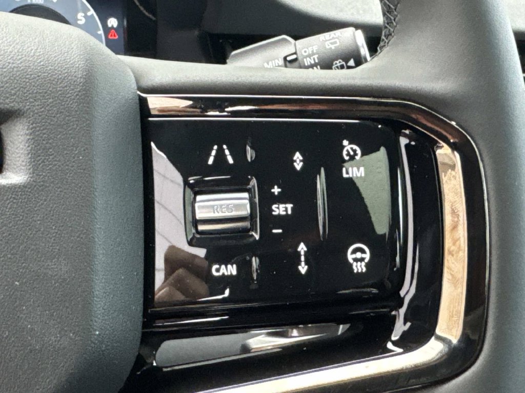 New 2026 Land Rover Range Rover Evoque S AWD/4WD image 29