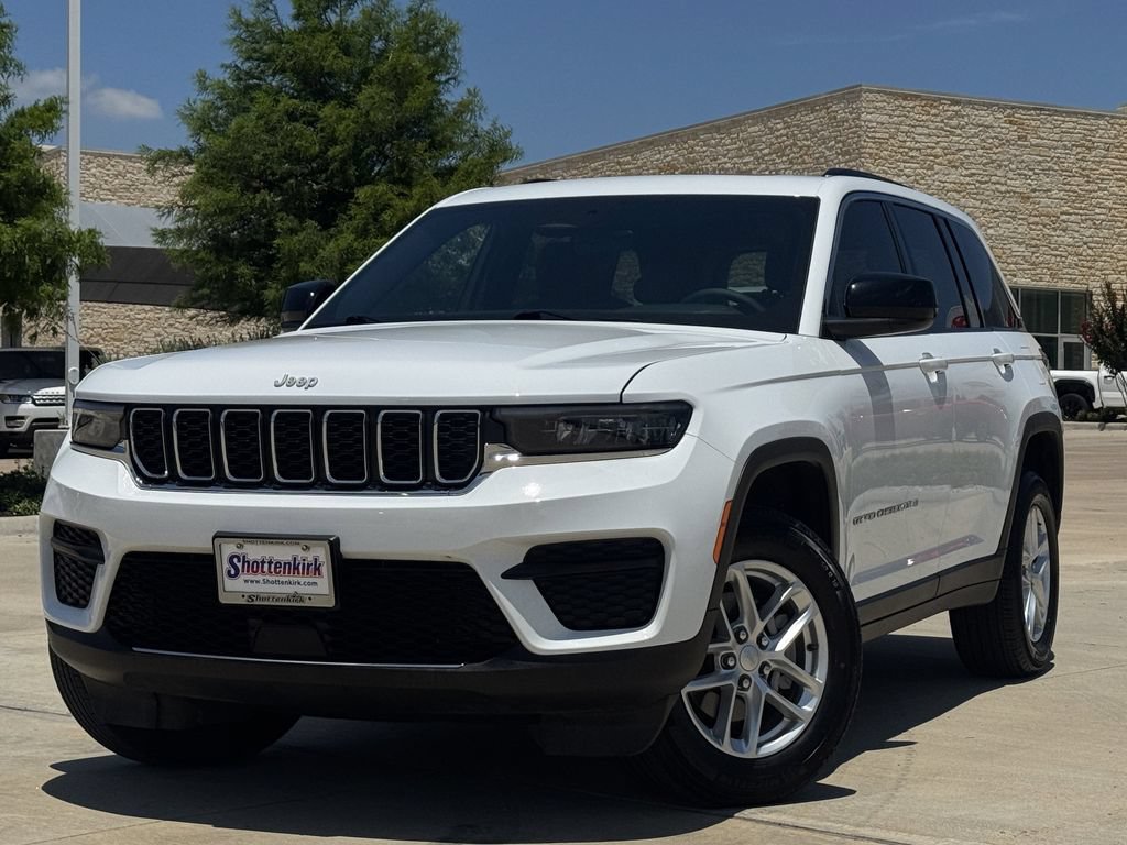 Used 2025 Jeep Grand Cherokee Laredo X w/ Luxury Tech Group I AWD/4WD video 2