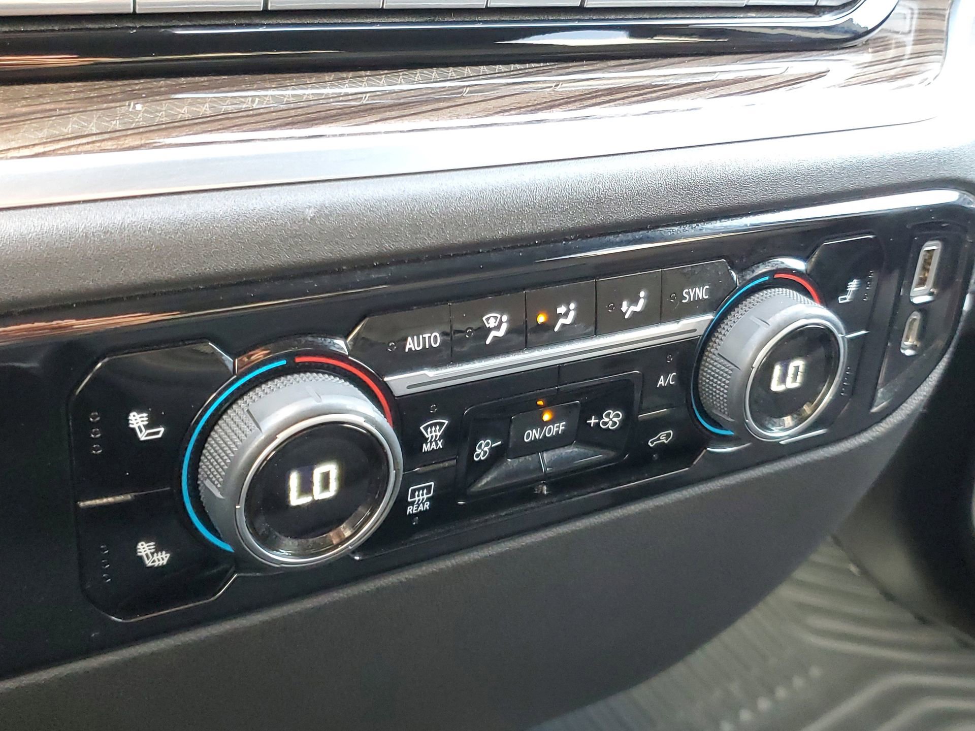 Used 2022 Chevrolet Silverado 1500 RST image 29