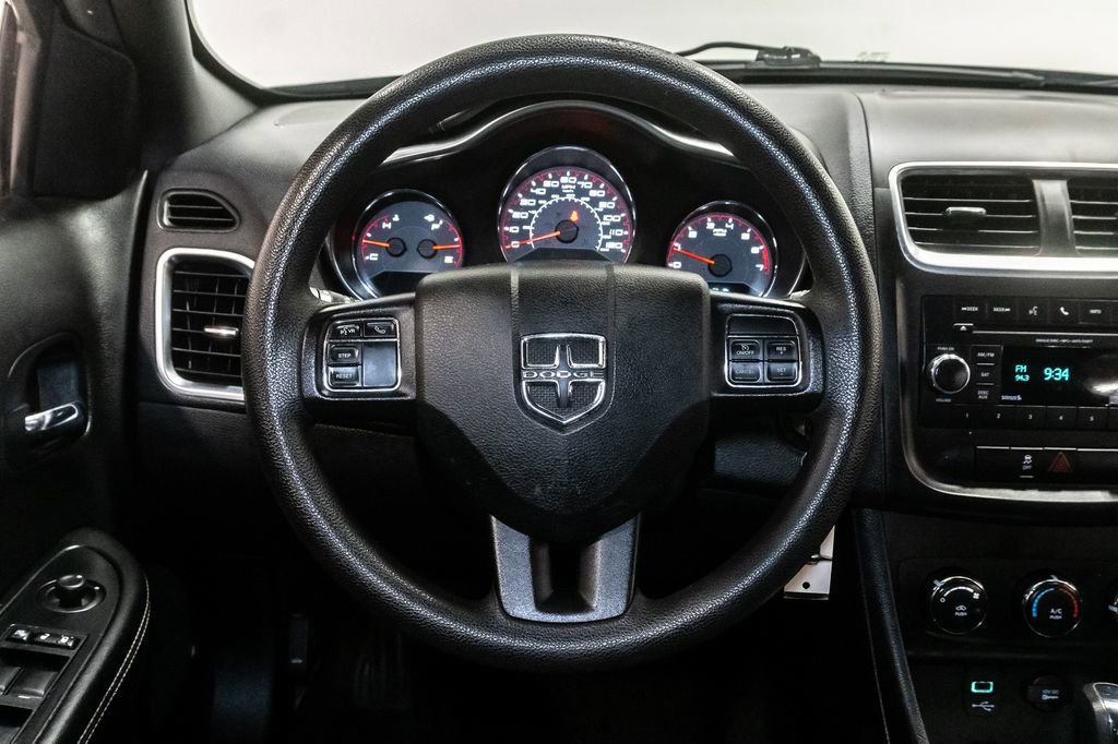Used 2014 Dodge Avenger SE FWD image 12