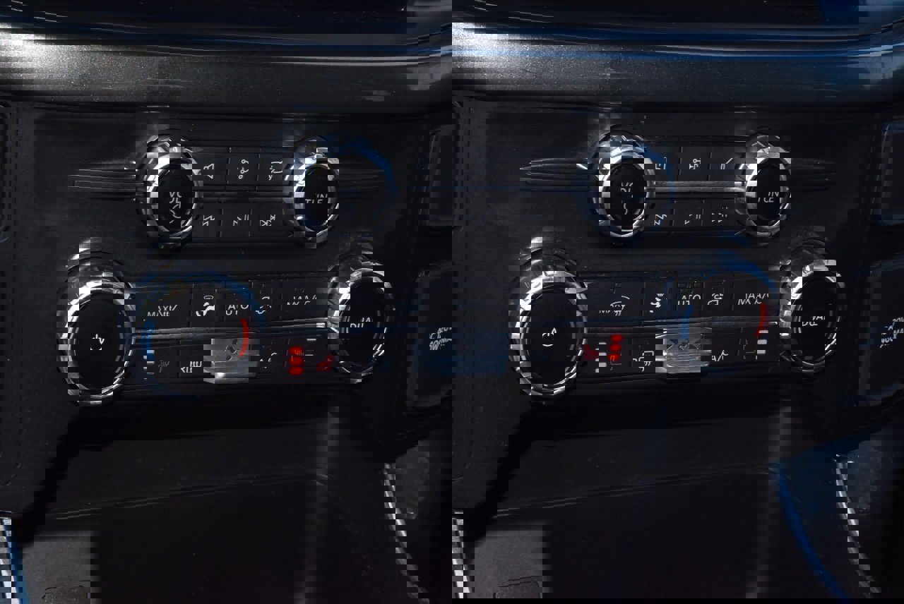 Used 2022 Ford F150 XLT w/ Equipment Group 302A High image 30