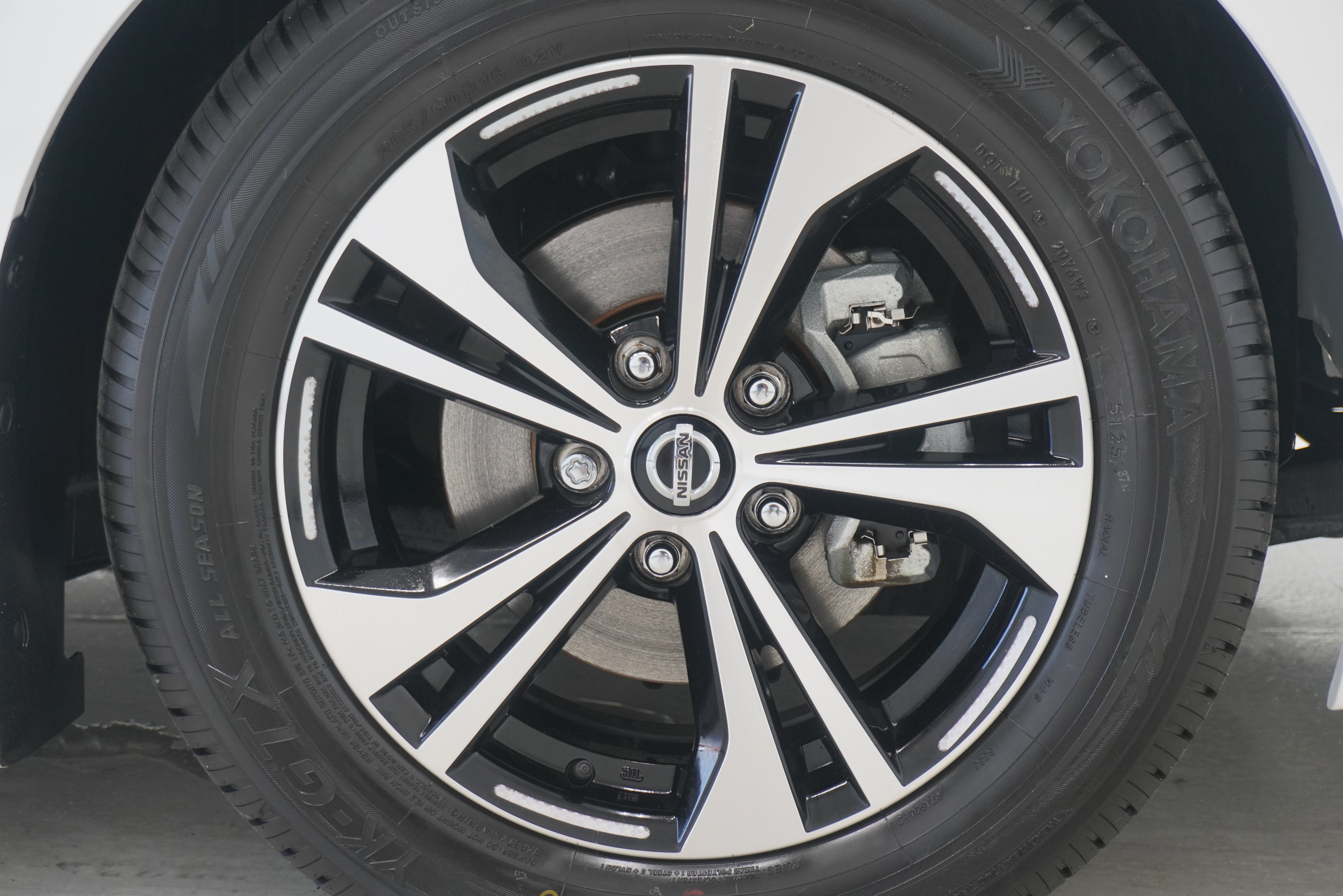 Used 2021 Nissan Sentra SV w/ Trunk Package FWD image 22
