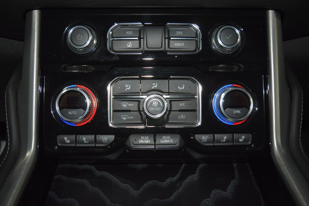 Used 2024 GMC Yukon XL Denali AWD/4WD image 35