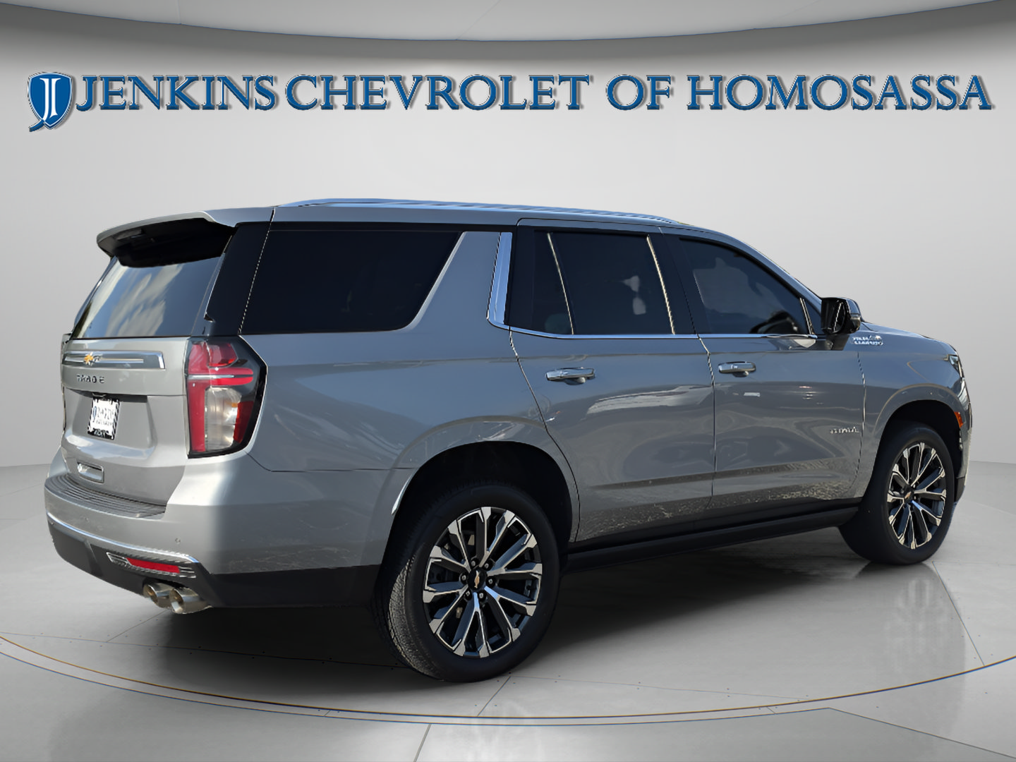 Used 2024 Chevrolet Tahoe High Country w/ LPO, Illumination Package AWD/4WD image 4