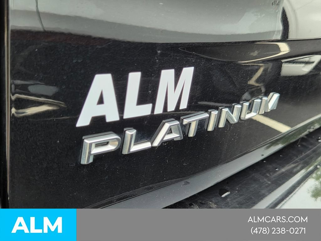 Used 2025 Ford Expedition Platinum AWD/4WD image 10