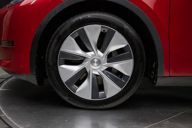 Used 2021 Tesla Model Y Long Range image 8