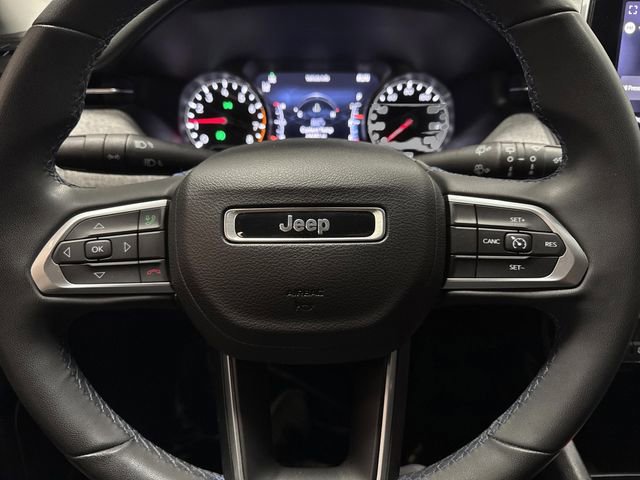 Used 2022 Jeep Compass Latitude image 14