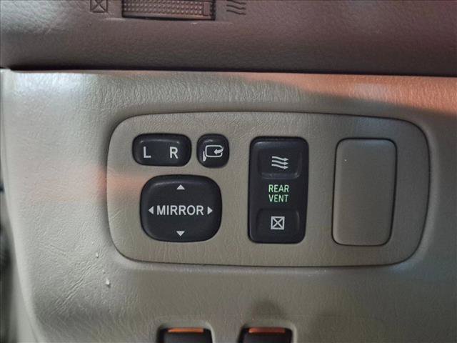 Used 2008 Toyota Sienna XLE Limited FWD image 10