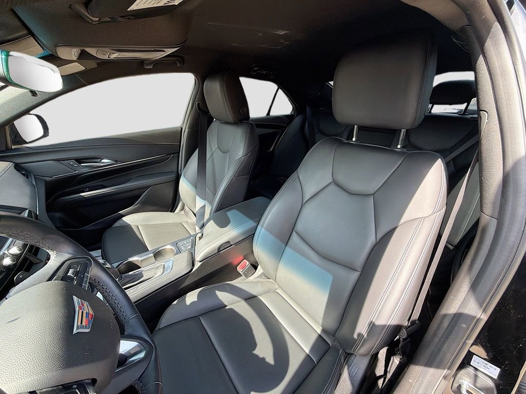Used 2025 Cadillac CT4 Luxury RWD image 19