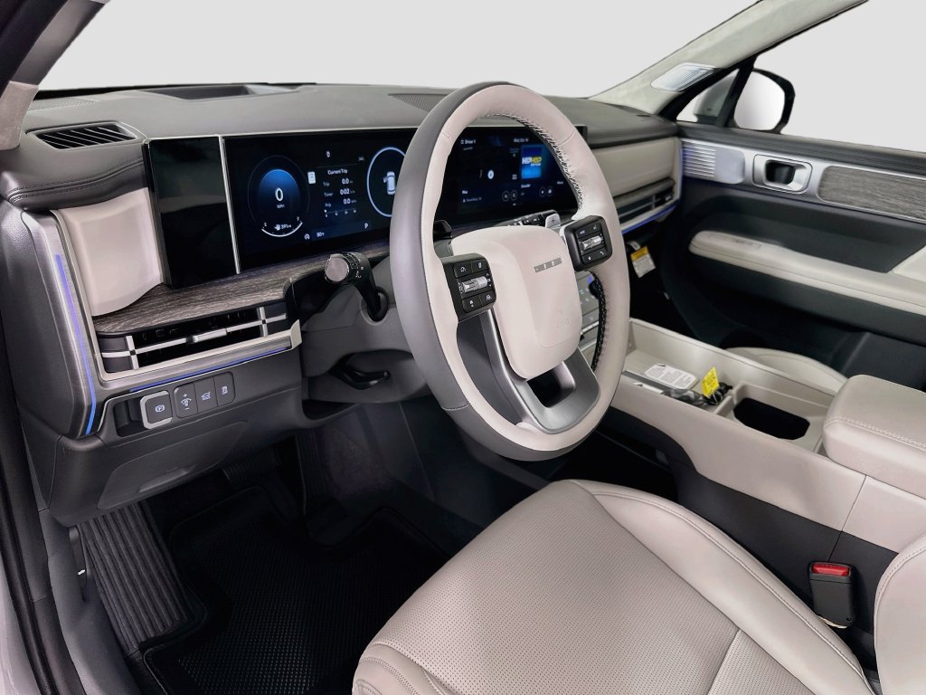 New 2027 Hyundai Santa Fe Calligraphy FWD image 9
