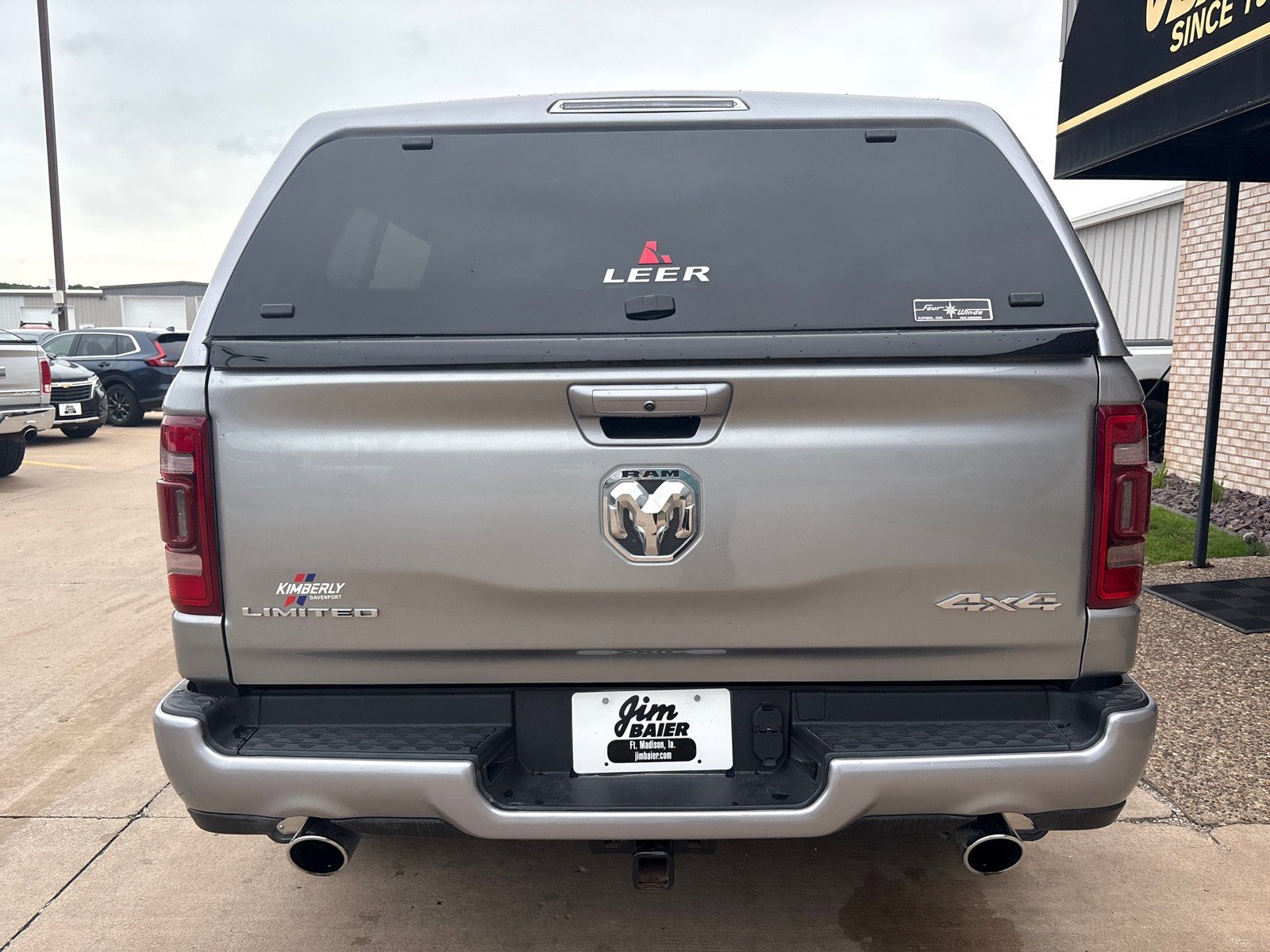 Used 2023 RAM 1500 Limited w/ Body Color Bumper Group AWD/4WD image 11