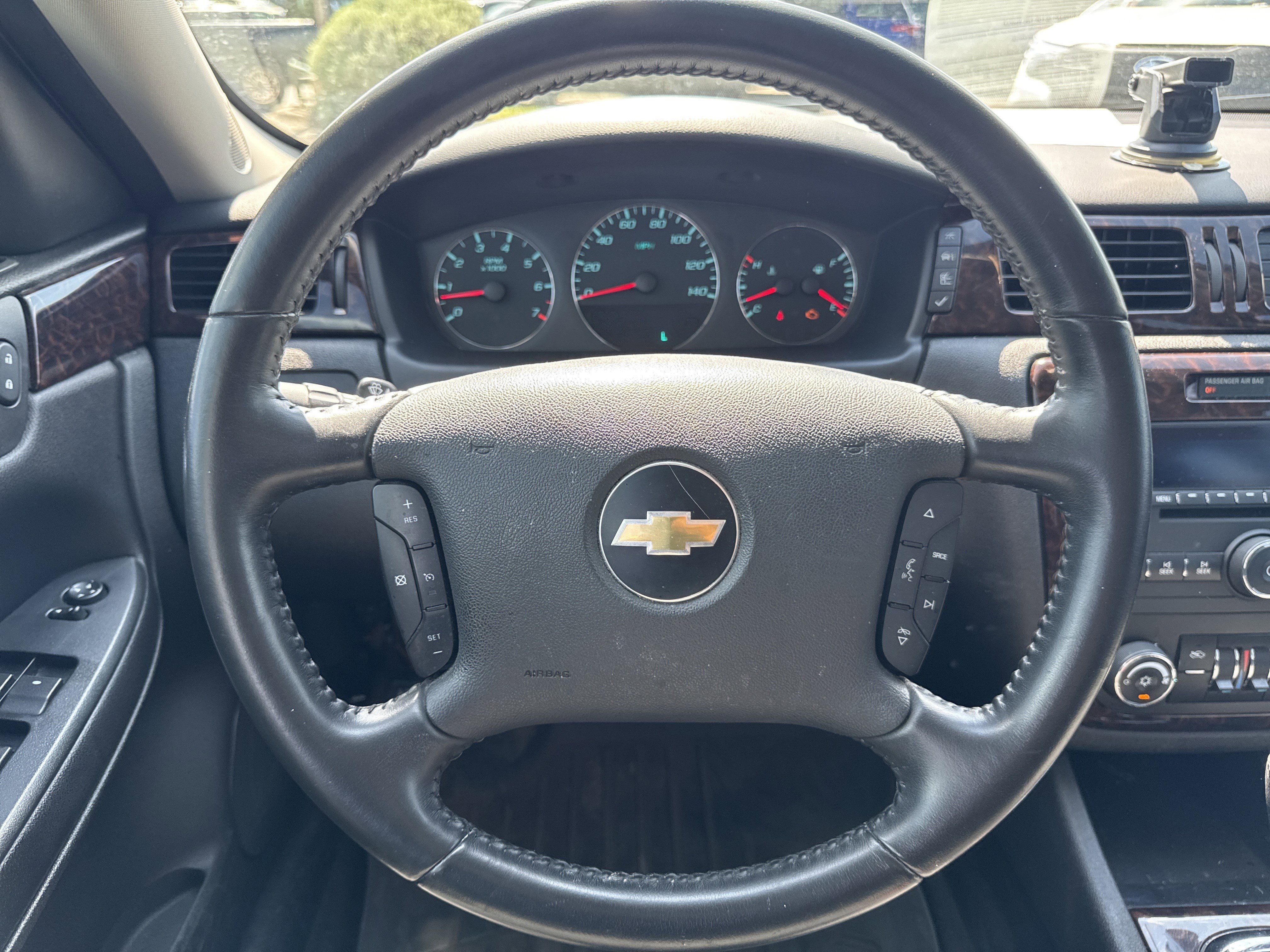 Used 2012 Chevrolet Impala LT FWD image 12