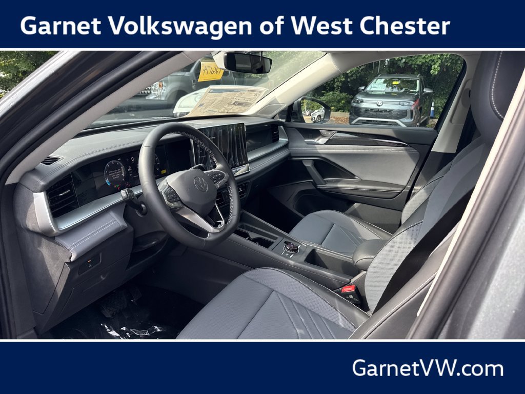 New 2026 Volkswagen Tiguan SE AWD/4WD image 9