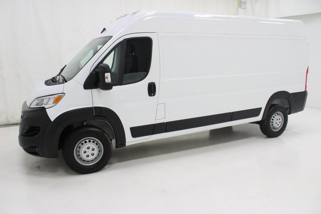 Used 2025 RAM ProMaster 2500 w/ Convenience Group image 2