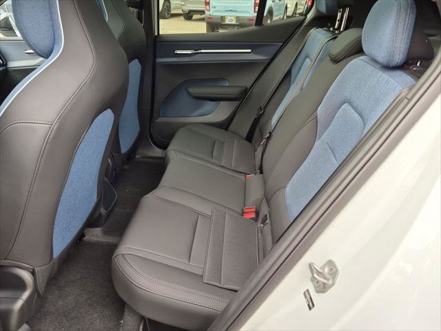 New 2026 Volvo EX30 Plus w/ Protection Package Premier AWD/4WD image 12