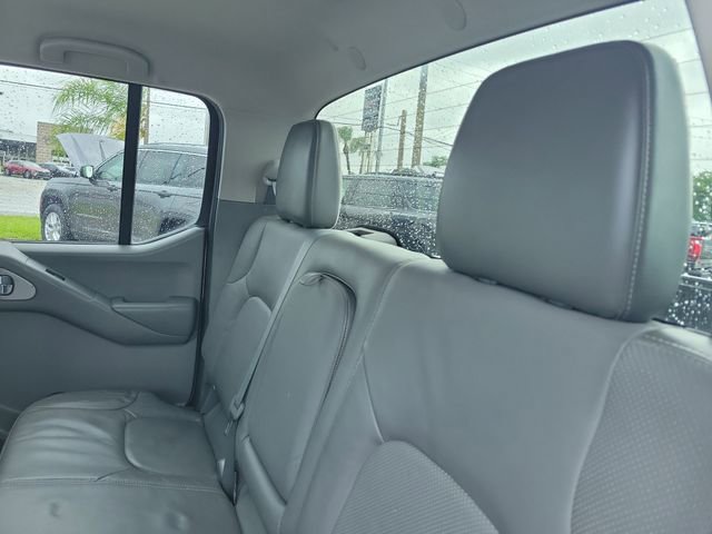 Used 2012 Nissan Frontier SL image 12