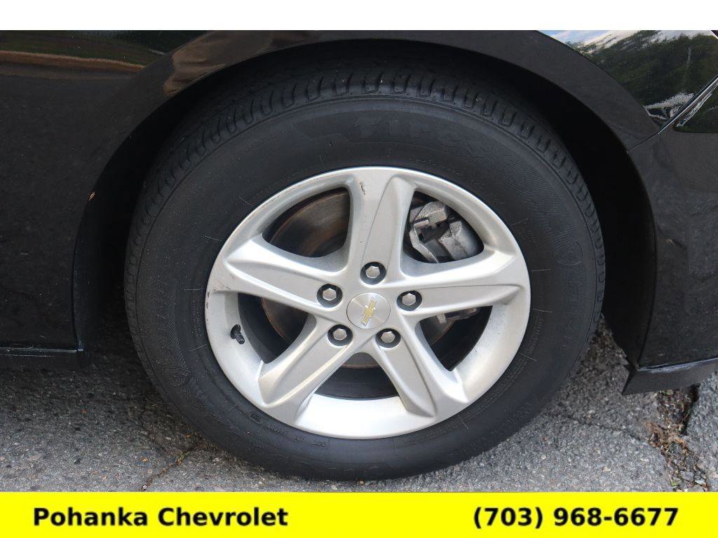 Used 2023 Chevrolet Malibu LS FWD image 31