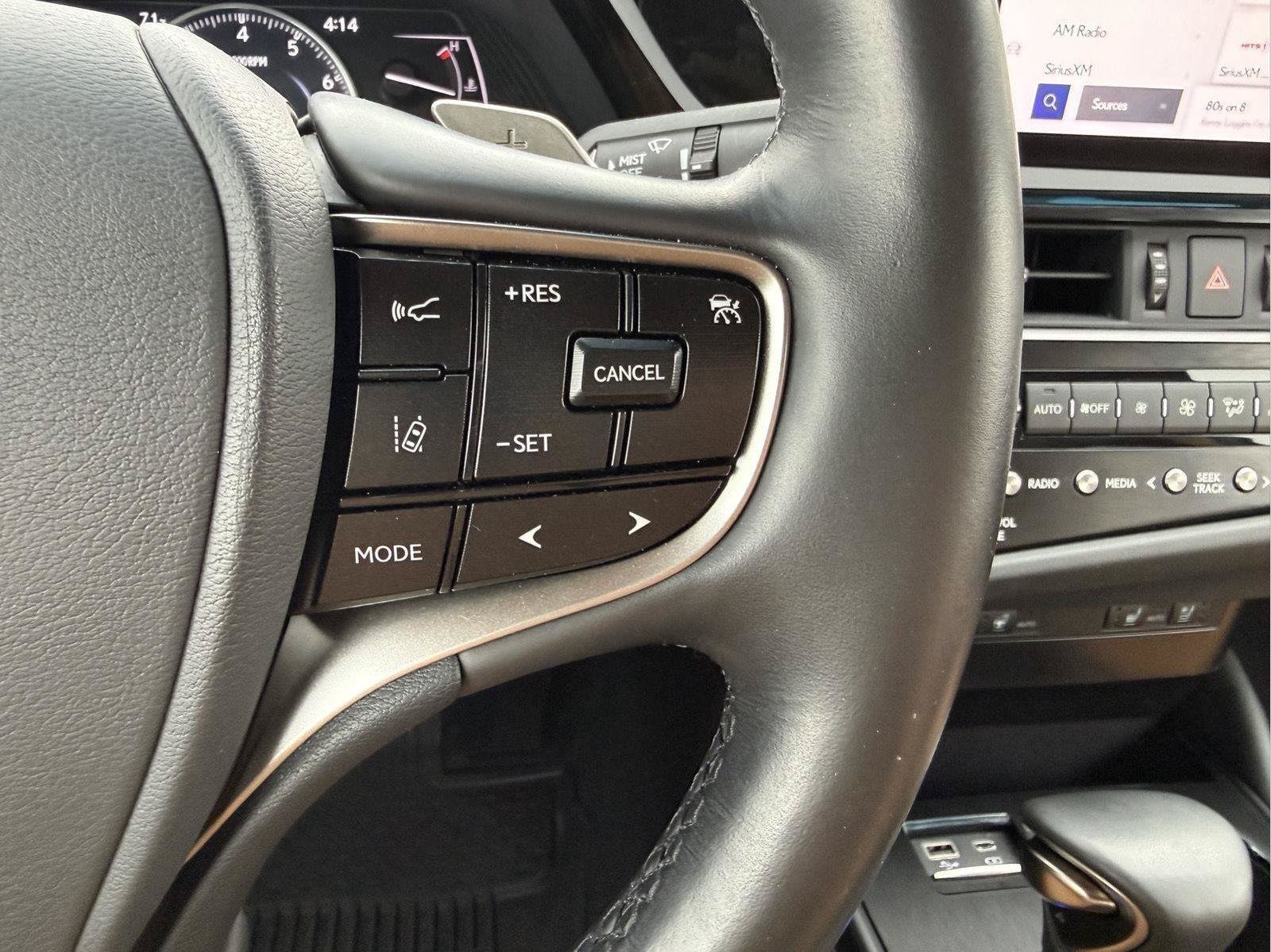 Certified 2024 Lexus ES 350 w/ Premium Package FWD image 13