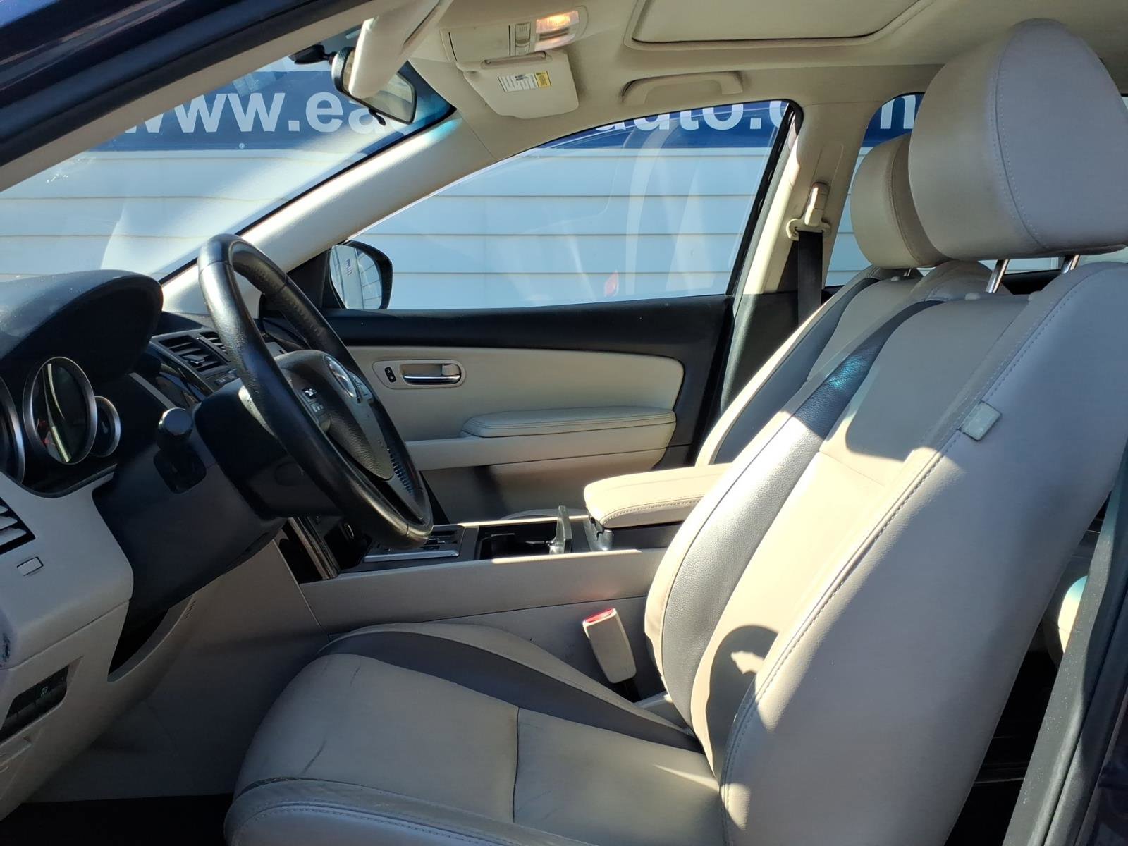 Used 2012 MAZDA CX-9 Touring w/ Moonroof & Bose Audio Pkg FWD image 8