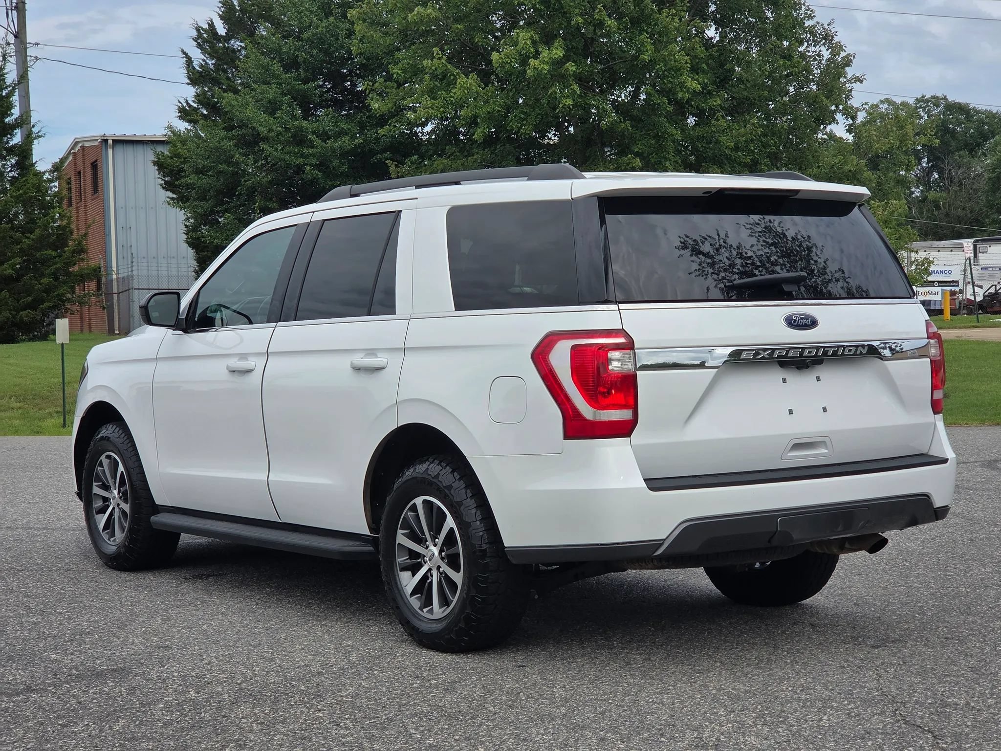 Used 2021 Ford Expedition XL AWD/4WD image 7