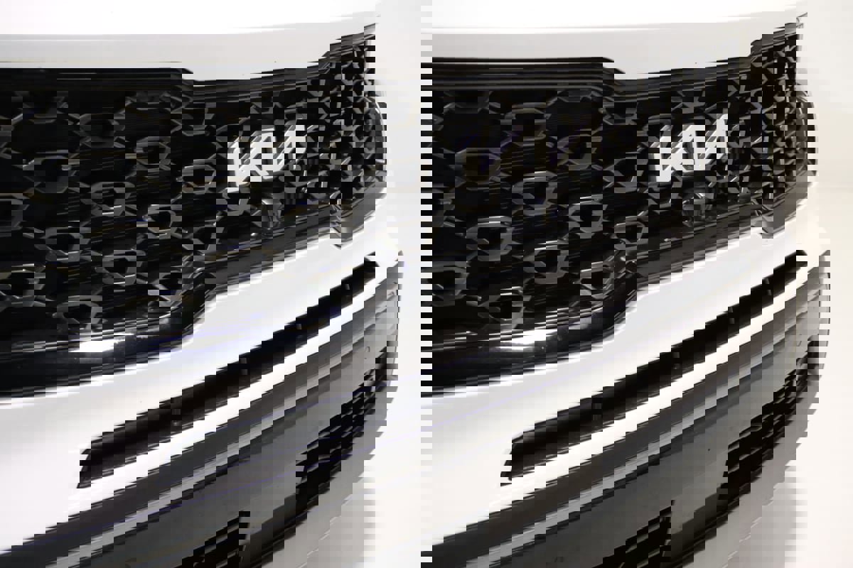 Used 2023 Kia Sorento SX Prestige image 31