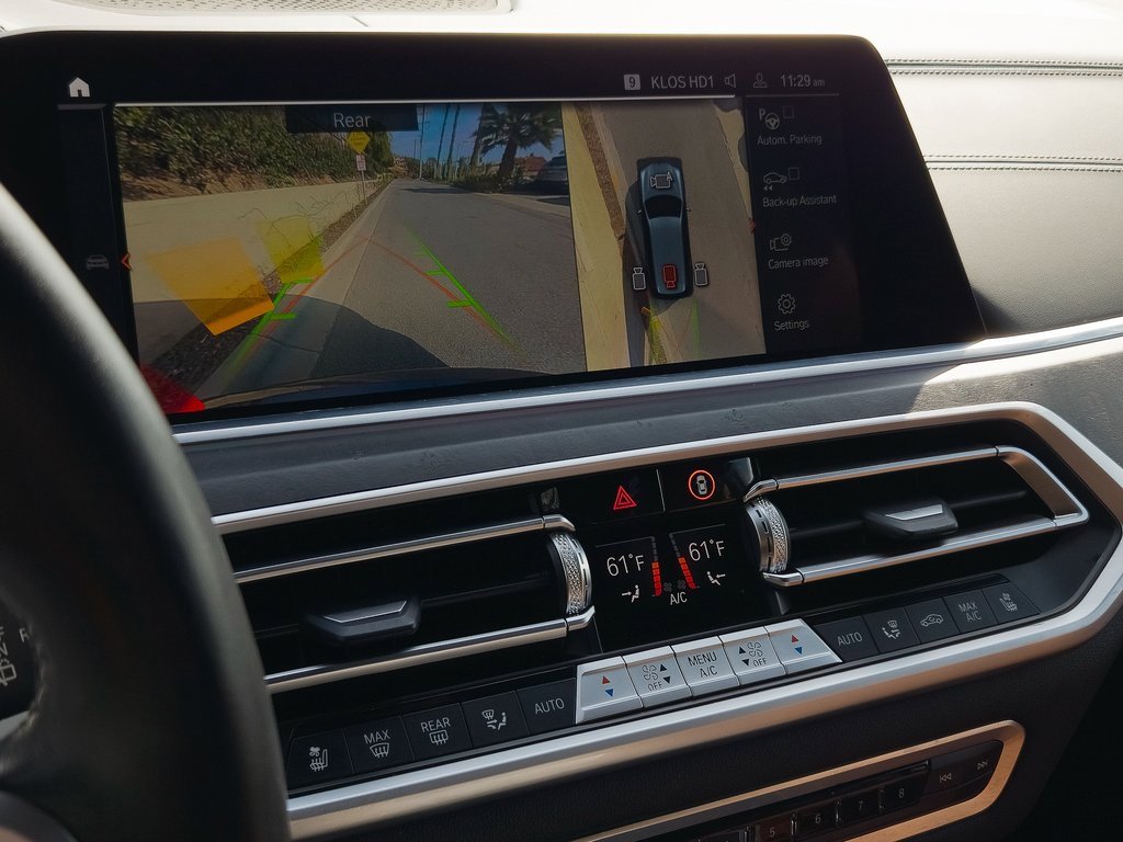 Certified 2022 BMW X7 M50i image 17