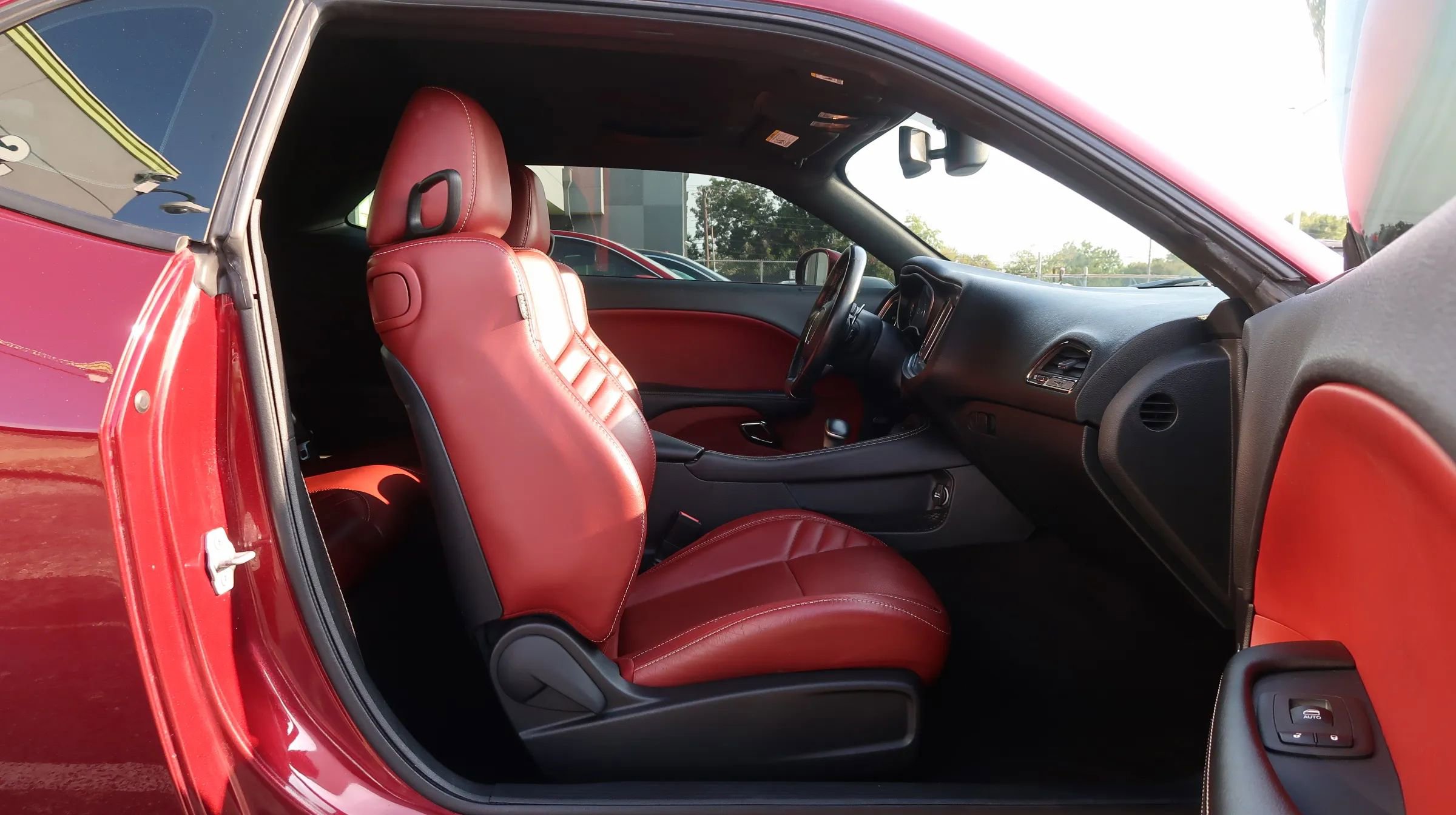 Used 2019 Dodge Challenger SRT Hellcat w/ Laguna Leather Package image 21