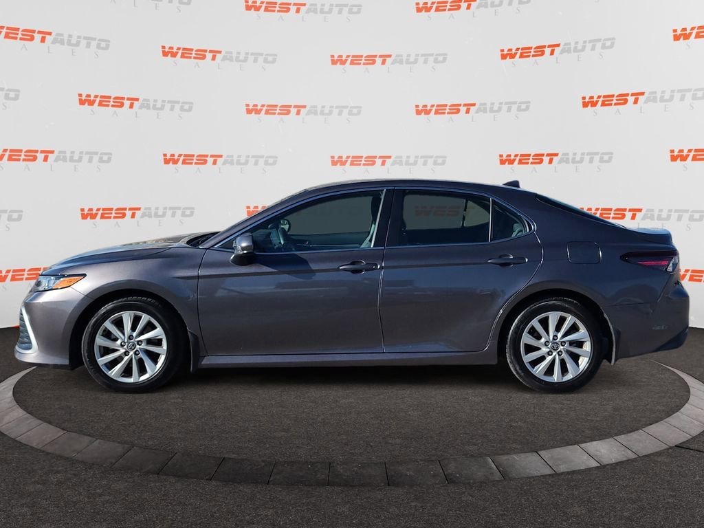 Used 2023 Toyota Camry LE FWD image 2