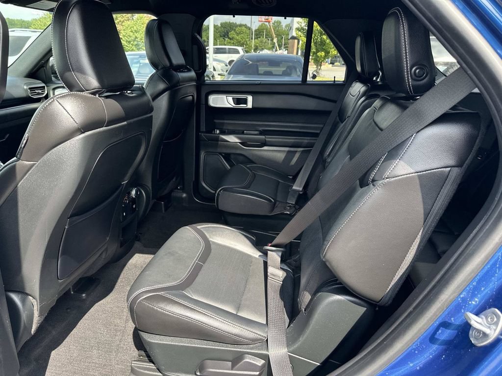 Used 2020 Ford Explorer ST w/ ST Street Pack AWD/4WD image 30
