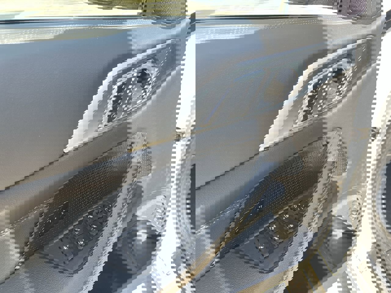 Used 2025 BMW 430i Convertible image 19