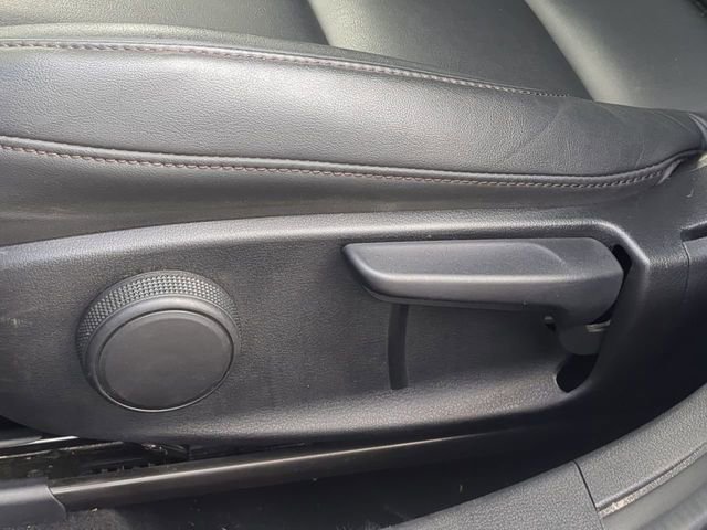 Used 2024 MAZDA MAZDA3 s FWD image 20