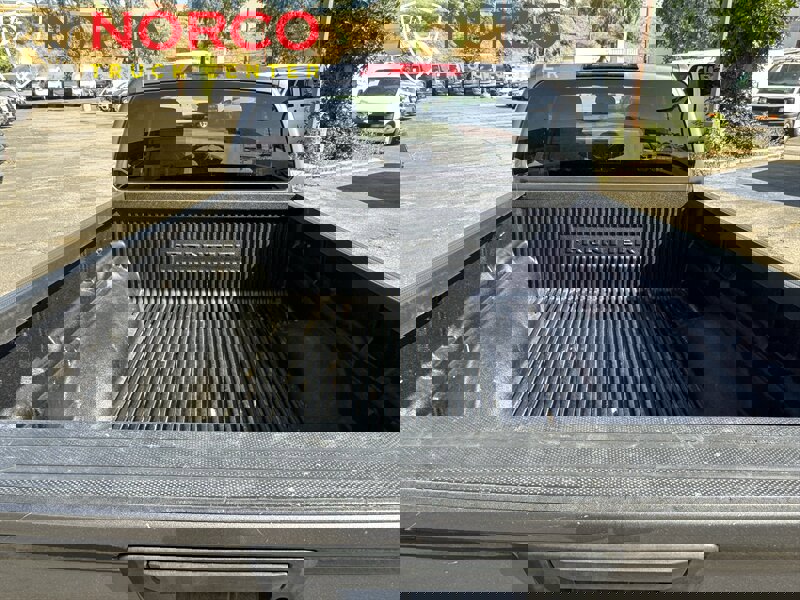 Used 2023 Nissan Frontier SV w/ Technology Package image 5