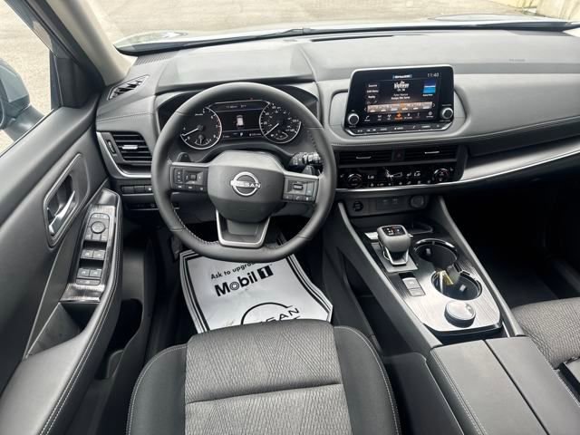 New 2026 Nissan Rogue SV image 15