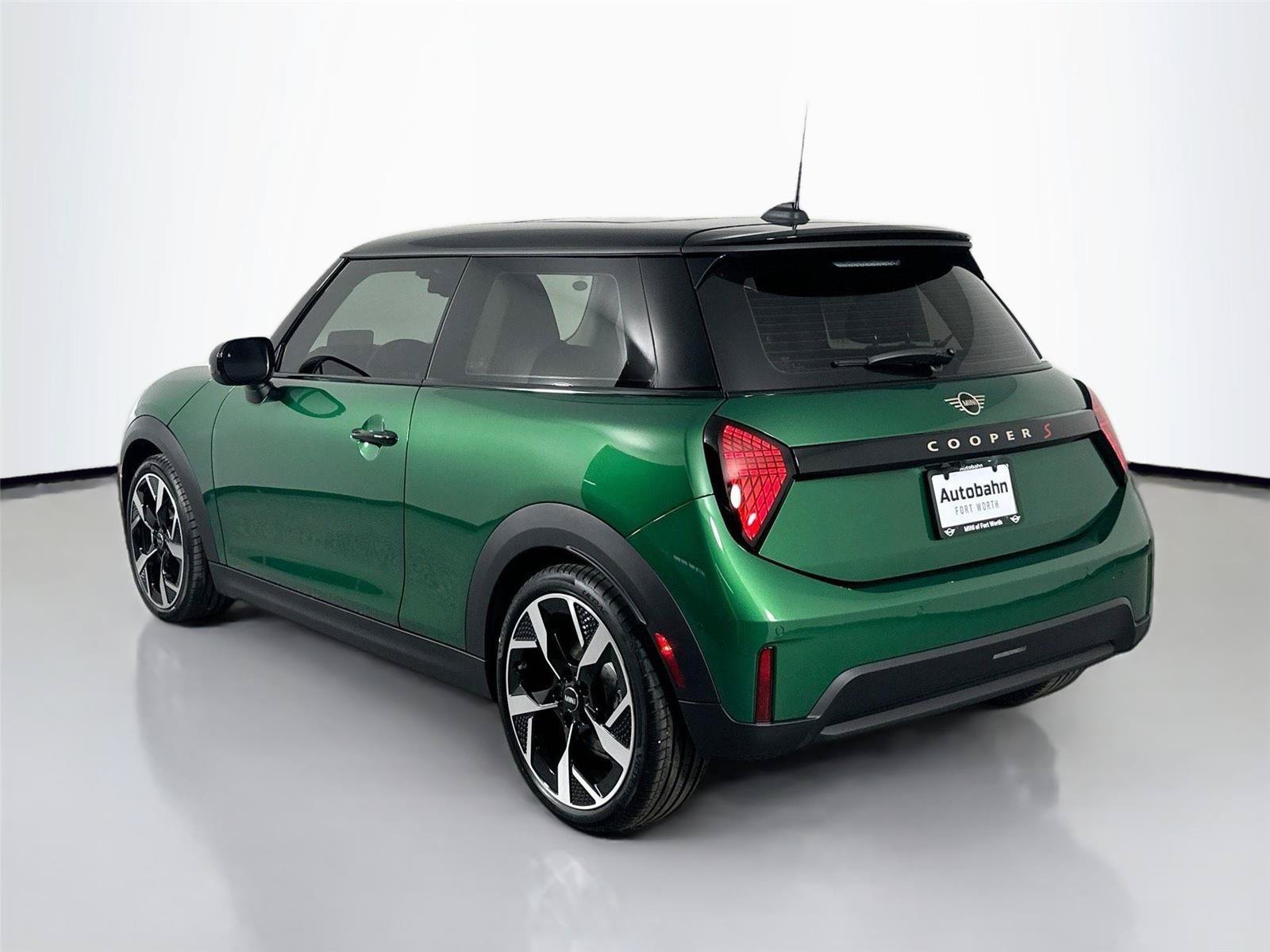 Used 2025 MINI Cooper S FWD image 6