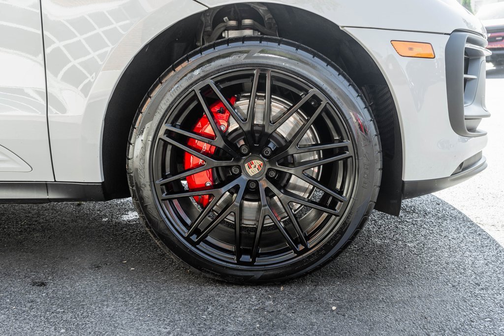 Used 2023 Porsche Macan GTS w/ Premium Package Plus image 5