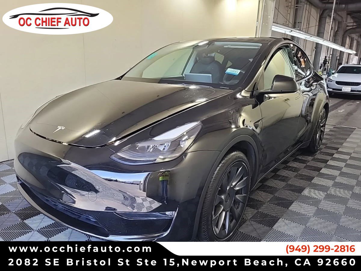 Used 2023 Tesla Model Y Long Range image 1