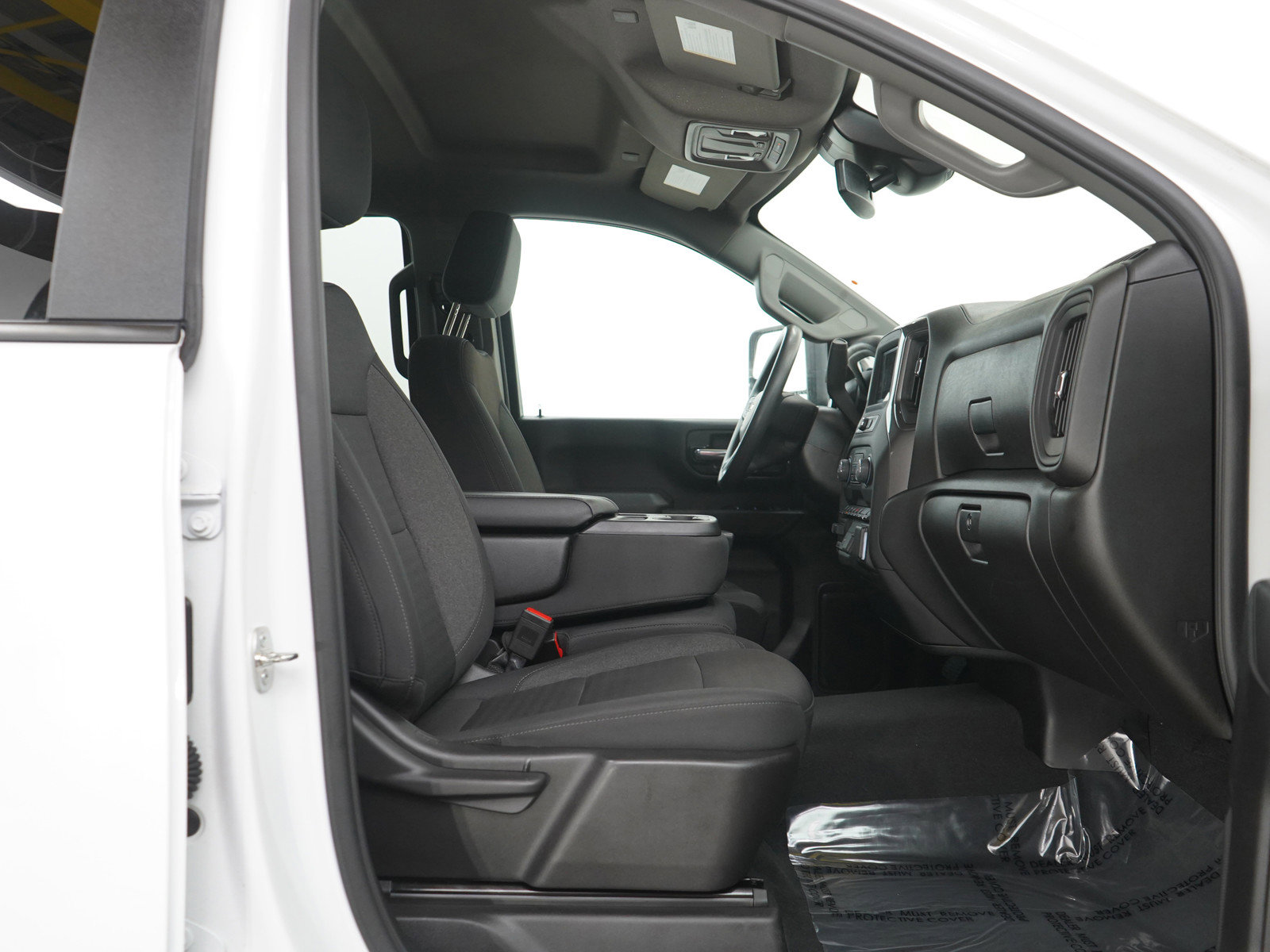 Used 2024 Chevrolet Silverado 2500 Custom w/ Custom Value Package image 12