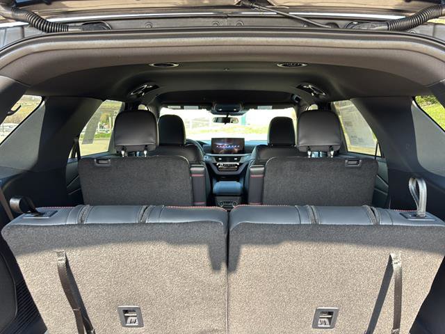 New 2026 Ford Explorer ST-Line image 15