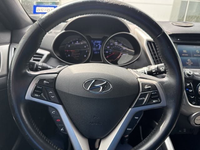 Used 2016 Hyundai Veloster w/ Option Group 02 FWD image 10