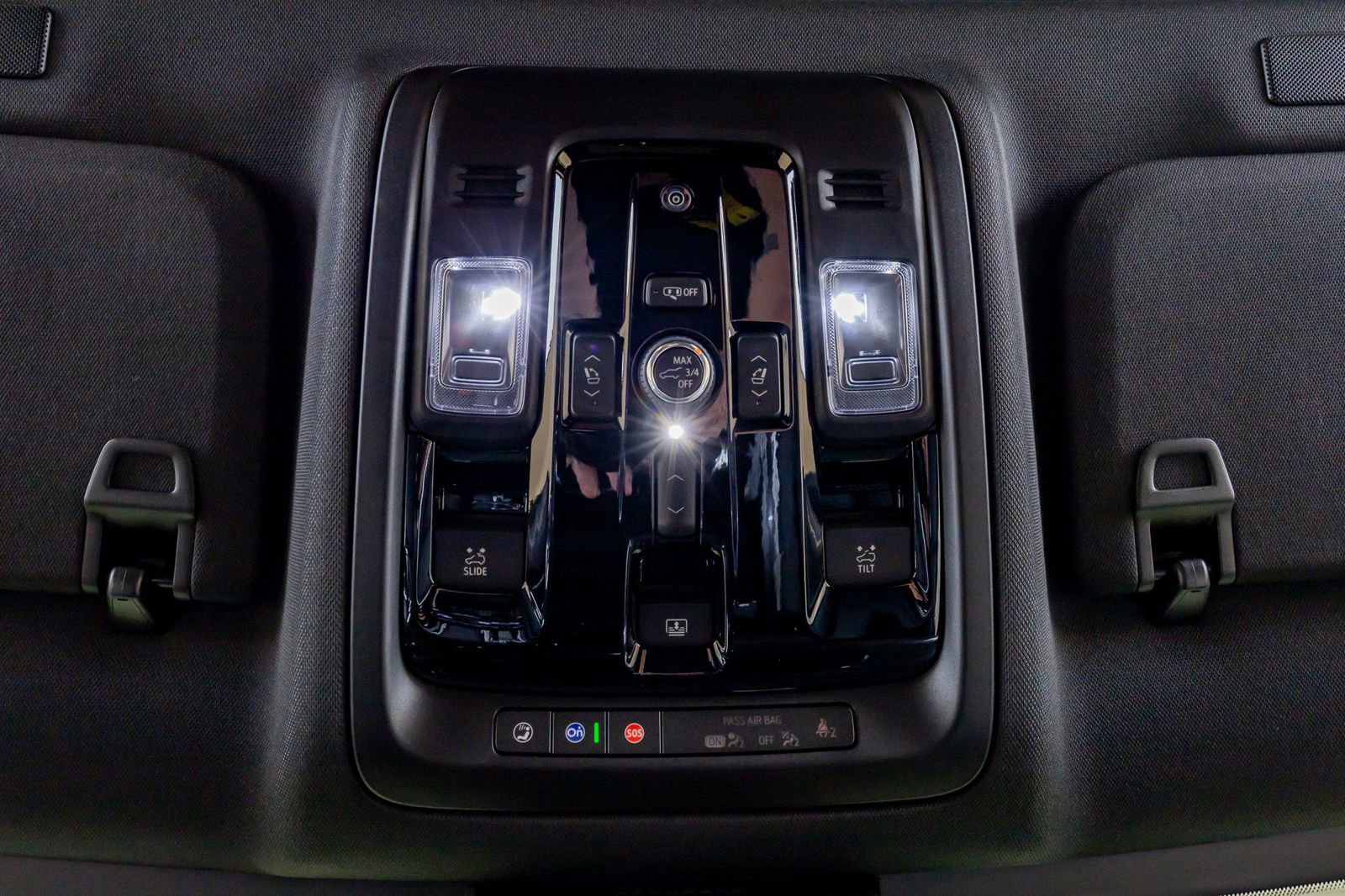 Used 2026 Chevrolet Suburban RST w/ RST Capability Package AWD/4WD image 30