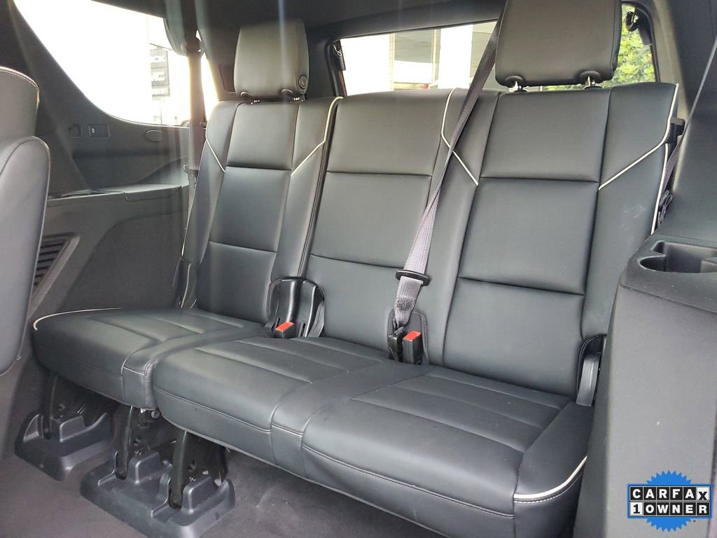 Used 2023 Cadillac Escalade Premium Luxury image 18