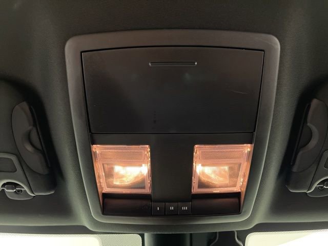 Used 2021 Dodge Challenger R/T w/ Blacktop Package image 33