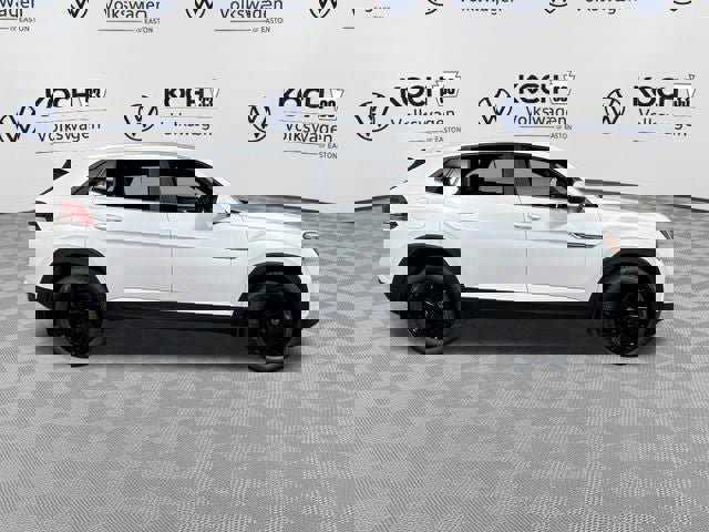 New 2026 Volkswagen Atlas Cross Sport SE image 11